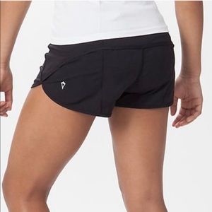 Ivivva shorts NWOT